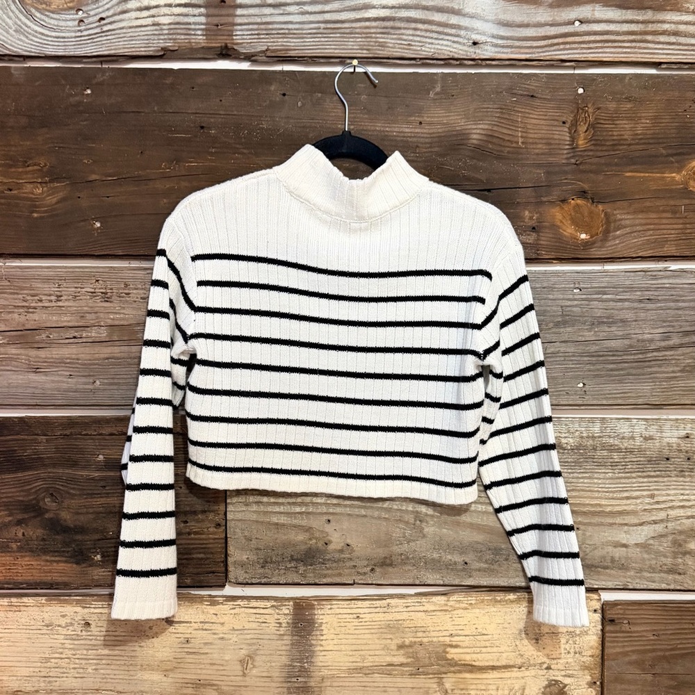 H&M Cream Knit Sweater - Picture 2 of 6